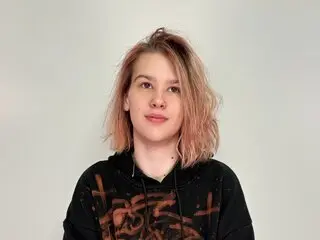 WillaBurrington adult livesex