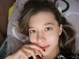 WillaGladish nude camshow
